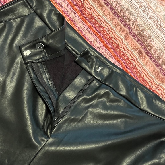Nasty Gal Faux Leather Flare Pants NWOT - Picture 5 of 7